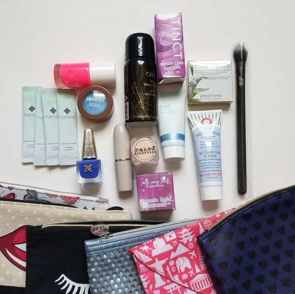 ipsy Other - 6 piece Mystery Makeup Beauty Ipsy Grab Bag Bundle
